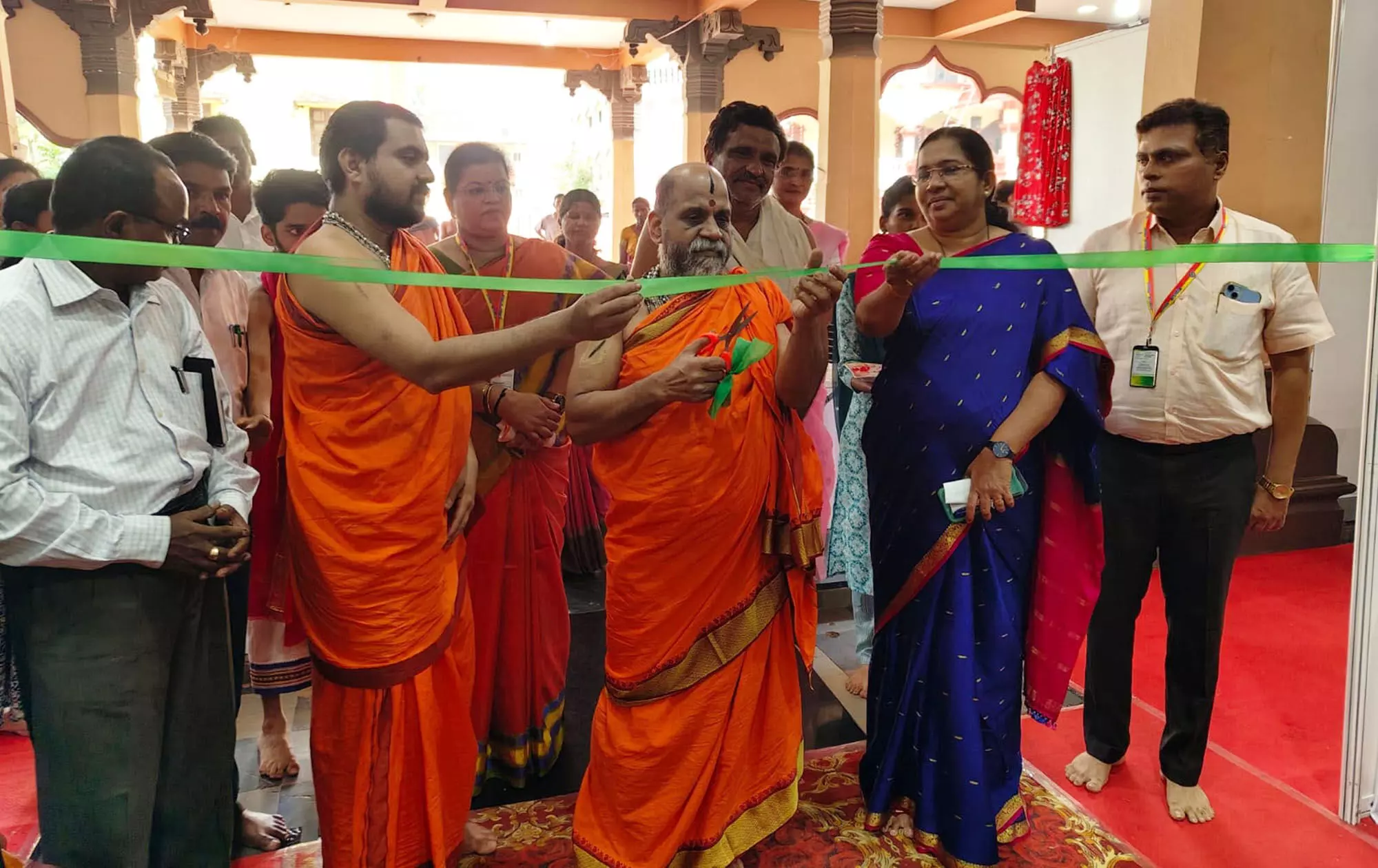 ಸಿರಿಧಾನ್ಯಯುಕ್ತ ಆಹಾರ ಸೇವನೆಯಿಂದ ದೈಹಿಕ ಸಮಸ್ಯೆಗಳಿಗೆ ಪರಿಹಾರ: ಪುತ್ತಿಗೆಶ್ರೀ ಸುಗುಣೇಂದ್ರ ತೀರ್ಥರು ಸಿರಿಧಾನ್ಯಯುಕ್ತ ಆಹಾರ ಸೇವನೆಯಿಂದ ದೈಹಿಕ ಸಮಸ್ಯೆಗಳಿಗೆ ಪರಿಹಾರ: ಪುತ್ತಿಗೆಶ್ರೀ ಸುಗುಣೇಂದ್ರ ತೀರ್ಥರು