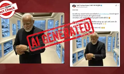 FACT CHECK | ಪ್ರಧಾನಿ ಮೋದಿ ತನ್ನ ದುಬಾರಿ ನಿವಾಸದಲ್ಲಿ ಐಷಾರಾಮಿ ವಾಚ್ ಧರಿಸುವುದನ್ನು ತೋರಿಸುವ ವೈರಲ್ ಫೋಟೊ ನಿಜವೇ?