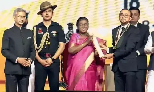 ಕಲಬುರಗಿ ಮೂಲದ ಡಾ. ಸೈಯದ್ ಅನ್ವರ್ ಖುರ್ಷಿದ್ ಗೆ  ‘2025ರ ಪ್ರವಾಸಿ ಭಾರತೀಯ ಸಮ್ಮಾನ್ ಪ್ರಶಸ್ತಿ’ ಪ್ರದಾನ