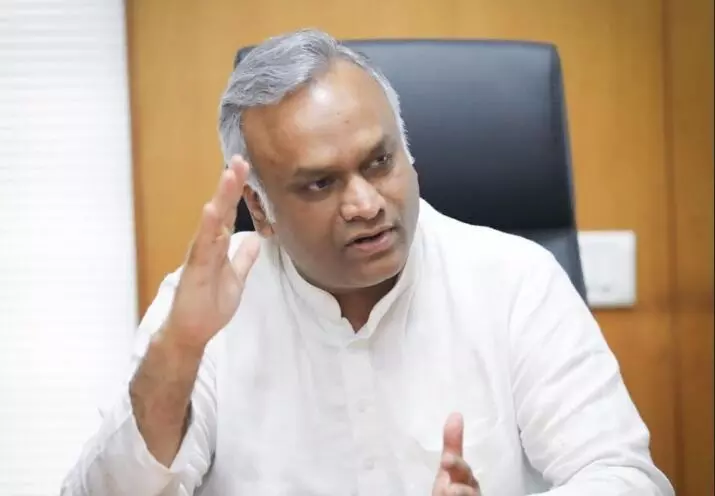 Photo of Priyank Kharge Photo of Priyank Kharge