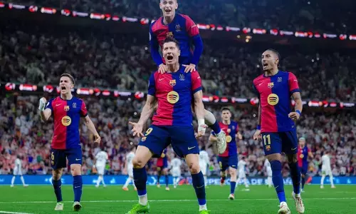 ರಿಯಲ್ ಮ್ಯಾಡ್ರಿಡ್ ವಿರುದ್ಧ ಭರ್ಜರಿ ಗೆಲುವಿನೊಂದಿಗೆ ಸ್ಪ್ಯಾನಿಷ್ ಸೂಪರ್ ಕಪ್ ಗೆದ್ದ ಬಾರ್ಸಿಲೋನಾ ಎಫ್ ಸಿ