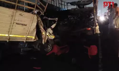 ನಾಸಿಕ್ ಬಳಿ ಟೆಂಪೋ- ಟ್ರಕ್ ಢಿಕ್ಕಿ: 8 ಮಂದಿ ಮೃತ್ಯು