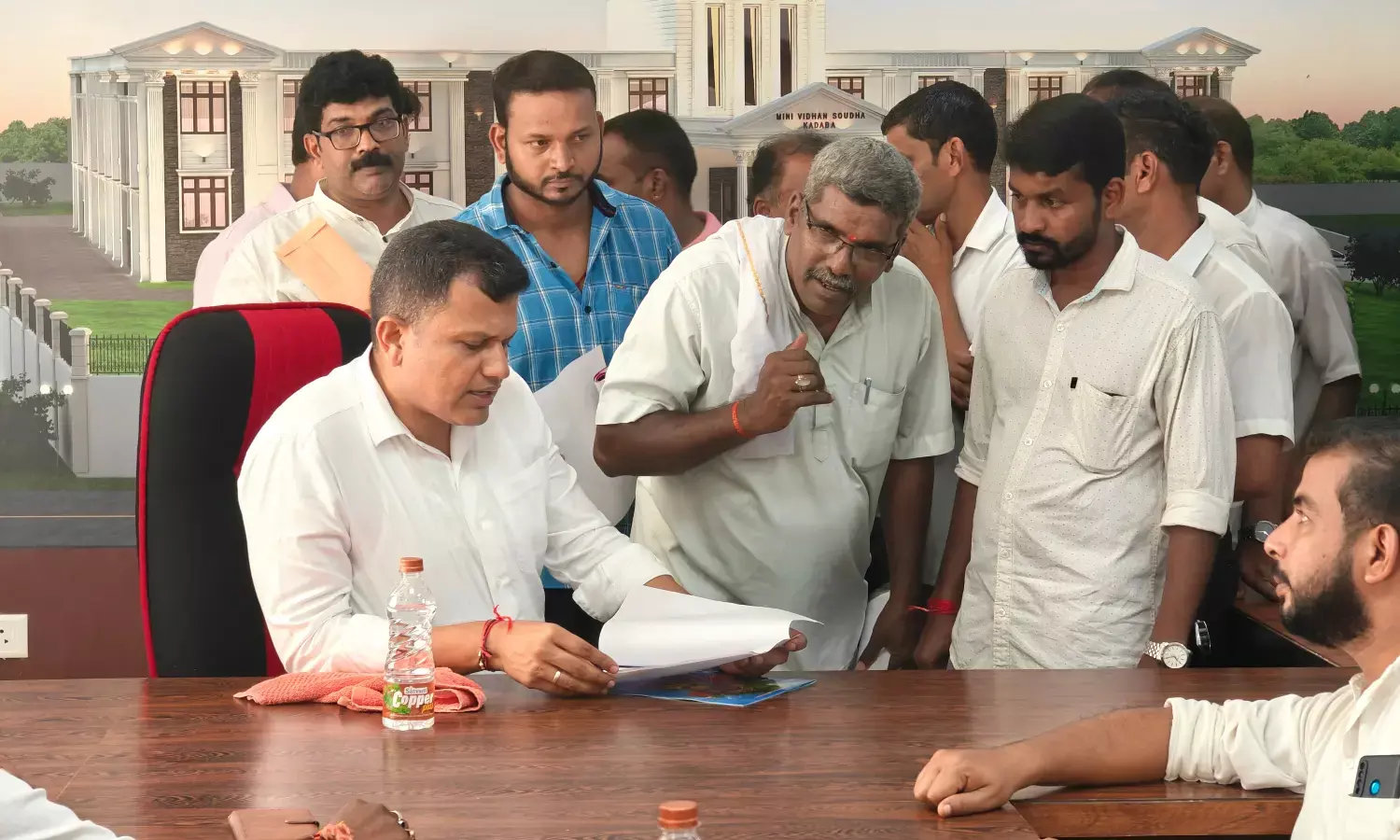 ಕಡಬ ತಾಲೂಕಿನಲ್ಲಿ ಸೋಲಾರ್ ಪಾರ್ಕ್ ಸ್ಥಾಪನೆಗೆ ವಾರದೊಳಗೆ ಜಾಗ ಗುರುತಿಸಲು ಸಂಸದ  ಬ್ರಿಜೇಶ್ ಚೌಟ ಸೂಚನೆ