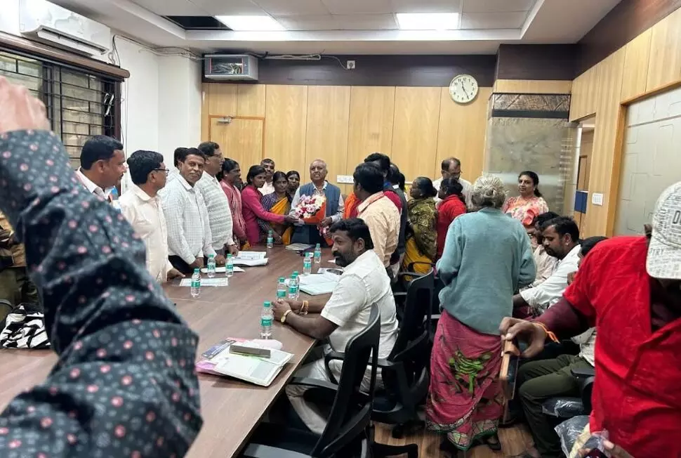 ‘ಒಳ ಮೀಸಲಾತಿ’ ಅಲೆಮಾರಿ ಸಮುದಾಯವನ್ನು ಪರಿಗಣಿಸಿ: ಅಲೆಮಾರಿ ಬುಡಕಟ್ಟು ಮಹಾಸಭಾ ‘ಒಳ ಮೀಸಲಾತಿ’ ಅಲೆಮಾರಿ ಸಮುದಾಯವನ್ನು ಪರಿಗಣಿಸಿ: ಅಲೆಮಾರಿ ಬುಡಕಟ್ಟು ಮಹಾಸಭಾ