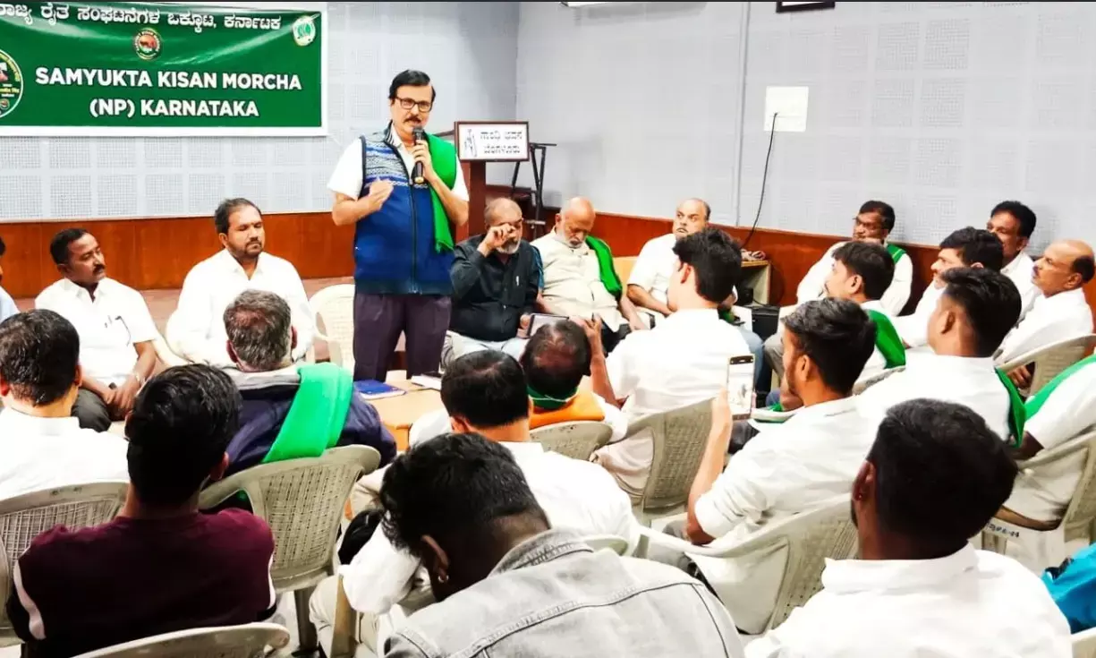 ‘ದಿಲ್ಲಿ ರೈತರ ಹೋರಾಟ ಬೆಂಬಲಿಸಿ’ ಕೇಂದ್ರ ಸರಕಾರದ ವಿರುದ್ಧ ಟ್ರ್ಯಾಕ್ಟರ್ ರ್‍ಯಾಲಿ : ಕುರುಬೂರು ಶಾಂತಕುಮಾರ್