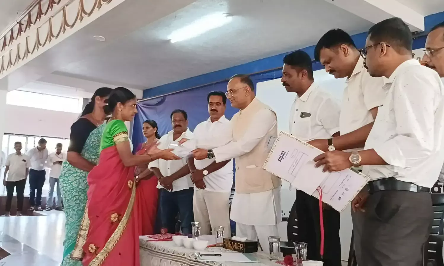 ಬಡವರ ರಕ್ಷಣೆ ಸರಕಾರದ ಜವಾಬ್ದಾರಿ: ಸಚಿವ ದಿನೇಶ್ ಗುಂಡೂರಾವ್