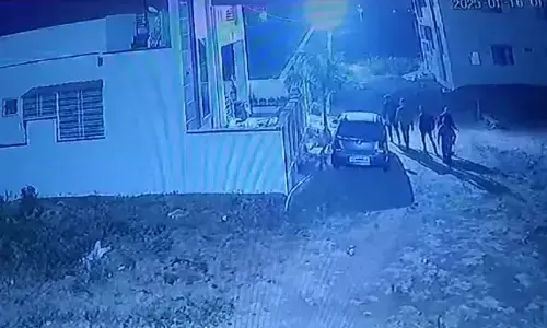 ವಿಜಯಪುರ: ಸಿನಿಮೀಯ ರೀತಿಯಲ್ಲಿ ದರೋಡೆಕೋರರ ಬೆನ್ನಟ್ಟಿದ ಪೊಲೀಸರು