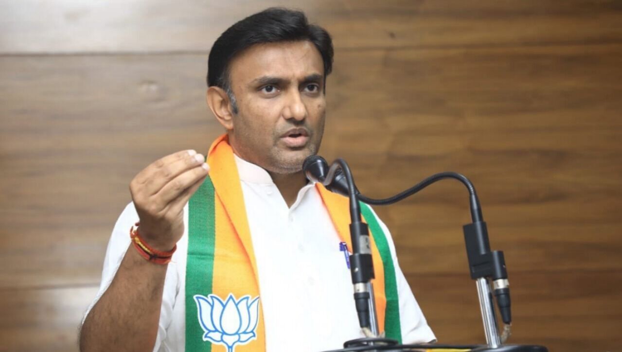 Photo of Dr.K.Sudhakar