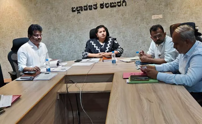 Photo of Metting Photo of Metting