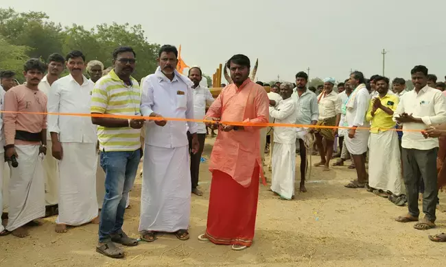 ರಾಯಚೂರು | ಎತ್ತಿನ ಗಿರ್ಕಿ ಬಂಡಿ ಸ್ಪರ್ಧೆಗೆ ಅಭಿನವ ಶ್ರೀ ಚಾಲನೆ