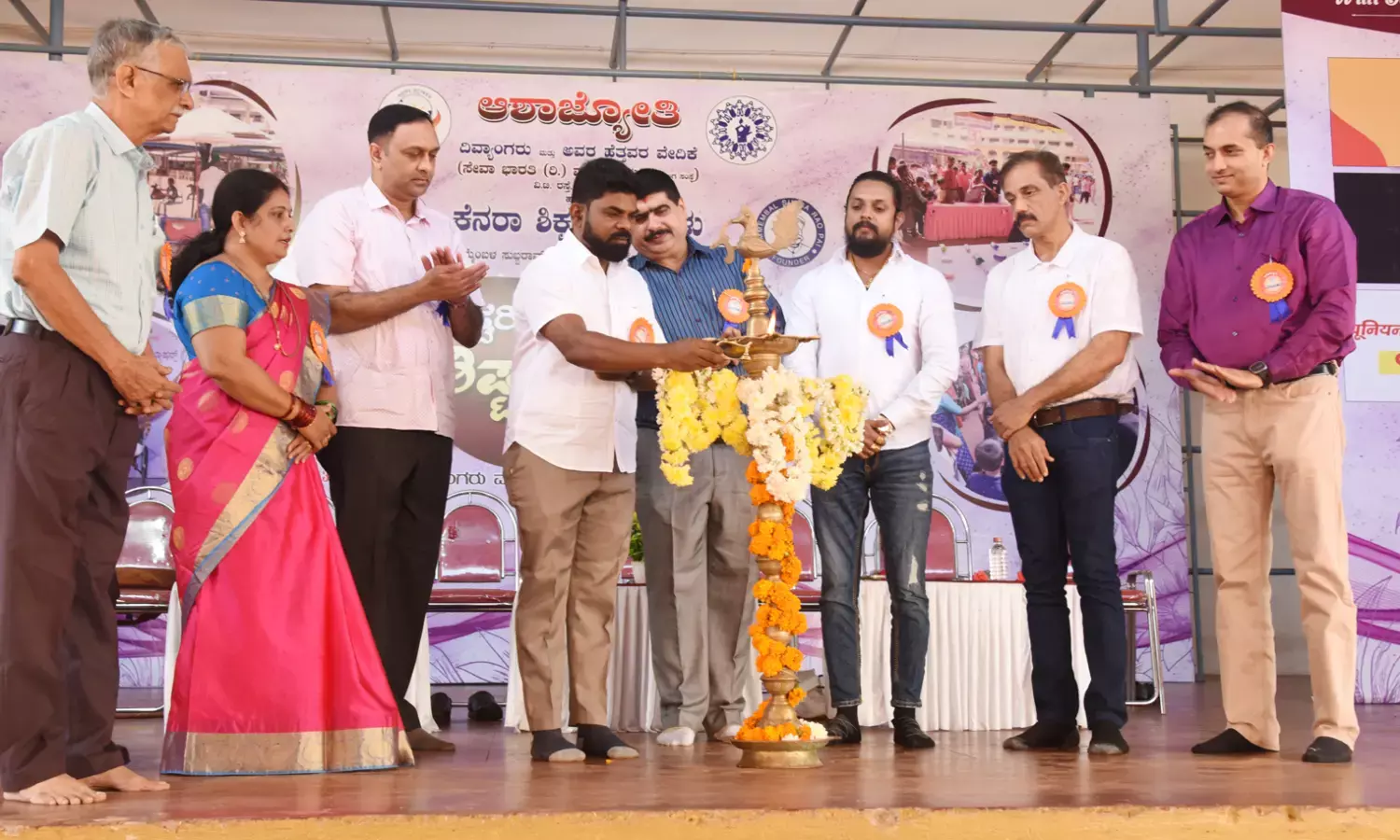 ಮಂಗಳೂರು: ವಿಶಿಷ್ಟ ಮೇಳದಲ್ಲಿ ನಲಿದಾಡಿದ ಭಿನ್ನ ಸಾಮರ್ಥ್ಯದ ಮಕ್ಕಳು