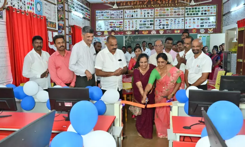 ಹೆಸಕುತ್ತೂರು ಹಿರಿಯ ಪ್ರಾಥಮಿಕ ಶಾಲೆಯಲ್ಲಿ ಅತ್ಯಾಧುನಿಕ ಇಂಗ್ಲಿಷ್ ಲ್ಯಾಬ್ ಉದ್ಘಾಟನೆ