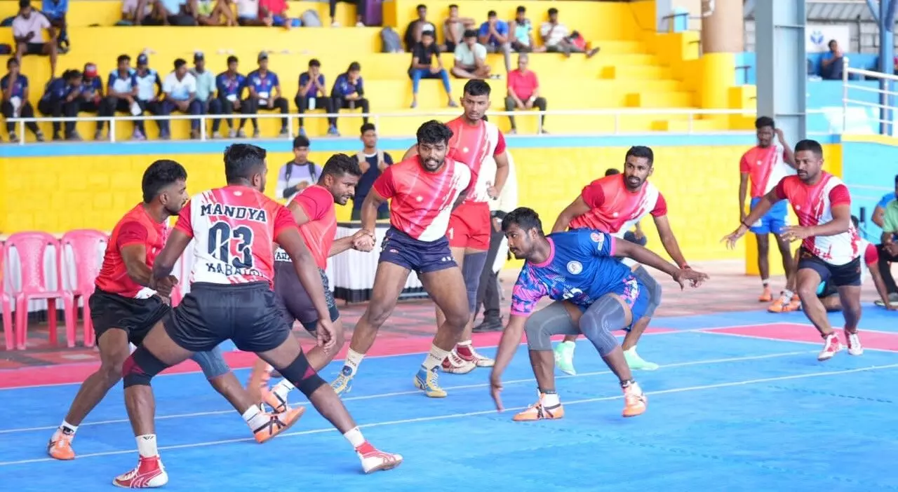 ಕರ್ನಾಟಕ ಕ್ರೀಡಾಕೂಟ| ಕಬಡ್ಡಿ: ದ.ಕ., ಉಡುಪಿ ಮಹಿಳೆಯರಿಗೆ ಸತತ 2ನೇ ಜಯ ಕರ್ನಾಟಕ ಕ್ರೀಡಾಕೂಟ| ಕಬಡ್ಡಿ: ದ.ಕ., ಉಡುಪಿ ಮಹಿಳೆಯರಿಗೆ ಸತತ 2ನೇ ಜಯ