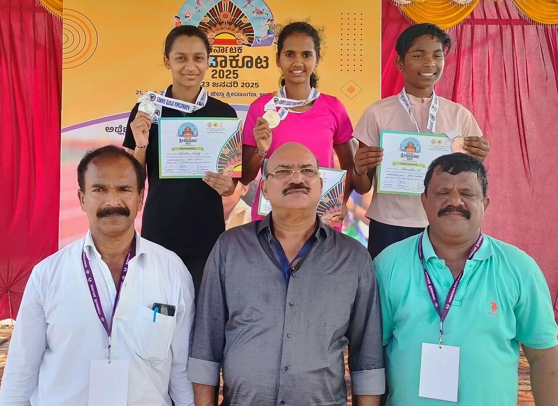 ಕರ್ನಾಟಕ ಕ್ರೀಡಾಕೂಟದ ಅತ್ಲೆಟಿಕ್ ಸ್ಪರ್ಧೆ: ಮಹಿಳೆಯರ 200ಮೀ.ನಲ್ಲಿ ಚಿನ್ನ, ಬೆಳ್ಳಿ ಪದಕ ಗೆದ್ದ ಉಡುಪಿಯ ಅತ್ಲೀಟ್ಸ್