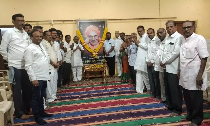 ಸಿದ್ದಗಂಗಾ ಶ್ರೀಗಳ ತತ್ವಗಳೊಂದಿಗೆ ಬದುಕು ಸಾಗಿಸಿ: ಚನ್ನಪ್ಪಗೌಡ ಮೋಸಂಬಿ