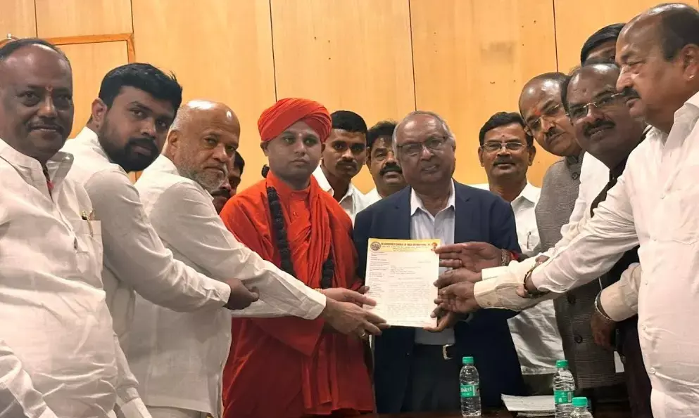 ಪರಿಶಿಷ್ಟರ ಮೀಸಲಾತಿ ವರ್ಗೀಕರಣ | ಹೊಸದಾಗಿ ಸಮೀಕ್ಷೆ ಕೈಗೊಳ್ಳಬೇಕು : ಇಮ್ಮಡಿ ಸಿದ್ದರಾಮೇಶ್ವರ ಸ್ವಾಮೀಜಿ