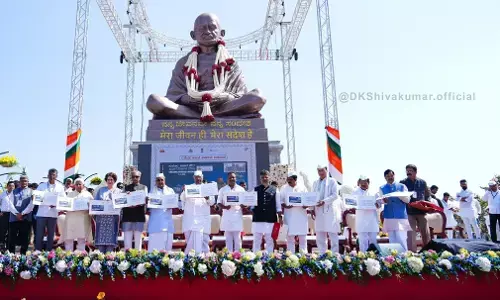 ಮಹಾತ್ಮ ಗಾಂಧೀಜಿ ಭಾರತದ ಆತ್ಮ, ವಿಶ್ವಕ್ಕೆ ಶಾಂತಿ-ಸಹಬಾಳ್ವೆ ಹೇಳಿಕೊಟ್ಟ ಪರಮಾತ್ಮ : ಡಿ.ಕೆ.ಶಿವಕುಮಾರ್