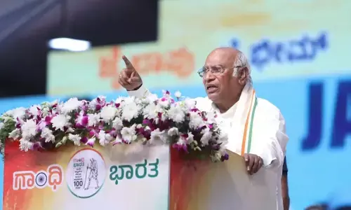 ‘ನಮ್ಮನ್ನು ಕೆಣಕಿದರೆ ಸುಟ್ಟು ಹೋಗುತ್ತೀರಿ’ : ಬಿಜೆಪಿ ನಾಯಕರಿಗೆ ಮಲ್ಲಿಕಾರ್ಜುನ ಖರ್ಗೆ ಎಚ್ಚರಿಕೆ