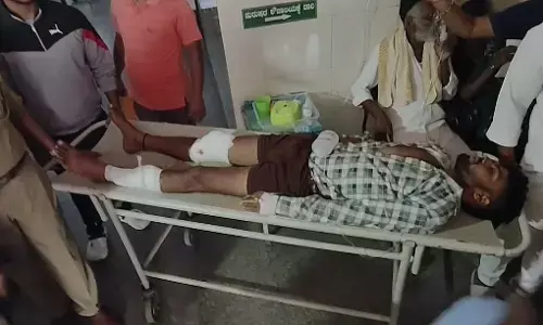 ಮಂಡ್ಯ | ಬಂಧನದ ವೇಳೆ ಪೋಲೀಸ್ ಸಿಬ್ಬಂದಿಗೆ ಚಾಕು ಇರಿತ; ಹತ್ಯೆ ಆರೋಪಿ ಕಾಲಿಗೆ ಗುಂಡೇಟು