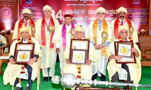 ಕುವೆಂಪು ವಿವಿಯ 34ನೇ ವರ್ಷದ ಘಟಿಕೋತ್ಸವ | ಕಾಗೋಡು ಸೇರಿ ಮೂವರಿಗೆ ಗೌರವ ಡಾಕ್ಟರೇಟ್ ಪ್ರದಾನ