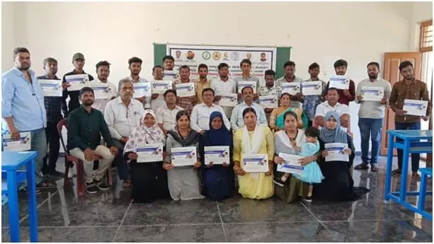 ಸ್ವಾವಲಂಬಿ ಜೀವನಕ್ಕೆ ಸ್ವಯಂ ಉದ್ಯಮಗಳೇ ದಾರಿದೀಪ: ಜಿ. ಯು. ಹುಡೇದ ಸ್ವಾವಲಂಬಿ ಜೀವನಕ್ಕೆ ಸ್ವಯಂ ಉದ್ಯಮಗಳೇ ದಾರಿದೀಪ: ಜಿ. ಯು. ಹುಡೇದ