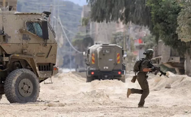 ಪಶ್ಚಿಮದಂಡೆಯಲ್ಲಿ ಇಸ್ರೇಲಿ ಪಡೆಗಳ ಕಾರ್ಯಾಚರಣೆ | ಸ್ಥಳಾಂತರಗೊಳ್ಳುವಂತೆ ಸ್ಥಳೀಯರಿಗೆ ಸೂಚನೆ