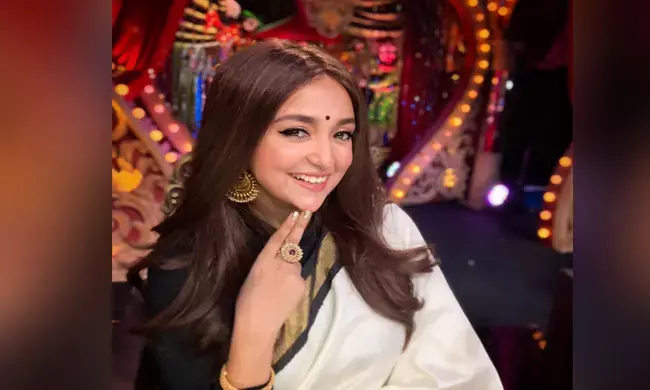 Monali Thakur