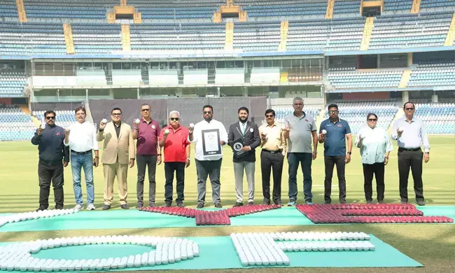 ವಾಂಖೇಡೆ ಸ್ಟೇಡಿಯಮ್ ನಲ್ಲಿ 14,505 ಚೆಂಡುಗಳನ್ನು ಬಳಸಿ ಗಿನ್ನೆಸ್ ವಿಶ್ವ ದಾಖಲೆ