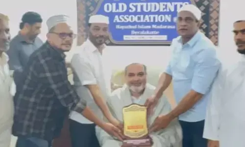 ದೇರಳಕಟ್ಟೆ: ತರಬೇತುದಾರ ರಫೀಕ್ ಮಾಸ್ಟರ್‌ಗೆ ಸನ್ಮಾನ