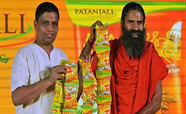 ಪತಂಜಲಿಗೆ ಮತ್ತೊಮ್ಮೆ ಮುಜುಗರ | ಮಾರುಕಟ್ಟೆಯಿಂದ ಮೆಣಸಿನಪುಡಿ ಹಿಂಪಡೆಯಲು FSSAI ಸೂಚನೆ ಪತಂಜಲಿಗೆ ಮತ್ತೊಮ್ಮೆ ಮುಜುಗರ | ಮಾರುಕಟ್ಟೆಯಿಂದ ಮೆಣಸಿನಪುಡಿ ಹಿಂಪಡೆಯಲು FSSAI ಸೂಚನೆ