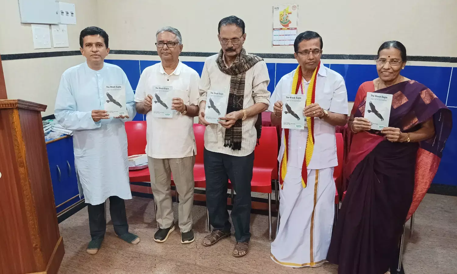 ಕಪ್ಪು ಗಿಡಿ ತುಳು ಕಾದಂಬರಿಯ ಆಂಗ್ಲ ಅವತರಣಿಕೆ ಬಿಡುಗಡೆ