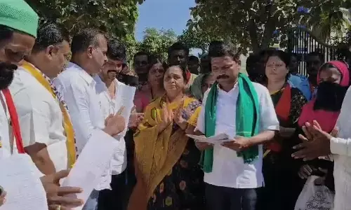 ಹಾವೇರಿ | ಮೈಕ್ರೋ ಫೈನಾನ್ಸ್‌ಗಳ ಕಿರುಕುಳ : ಮಾಂಗಲ್ಯ ಸಮೇತ ಮುಖ್ಯಮಂತ್ರಿಗೆ ಪತ್ರ