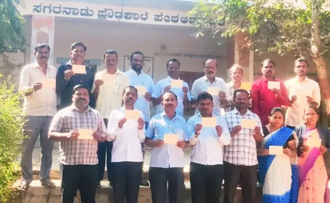 ಯಾದಗಿರಿ | ಒಪಿಎಸ್ ಜಾರಿಗೊಳಿಸಲು ಆಗ್ರಹಿಸಿ ಪತ್ರ ಚಳುವಳಿ ಯಾದಗಿರಿ | ಒಪಿಎಸ್ ಜಾರಿಗೊಳಿಸಲು ಆಗ್ರಹಿಸಿ ಪತ್ರ ಚಳುವಳಿ