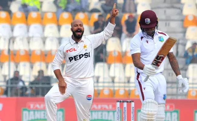 ಪಾಕಿಸ್ತಾನ-ವಿಂಡೀಸ್ ಮಧ್ಯೆ ದ್ವಿತೀಯ ಟೆಸ್ಟ್: ಒಂದೇ ದಿನ 20 ವಿಕೆಟ್‌ಗಳು ಪತನ