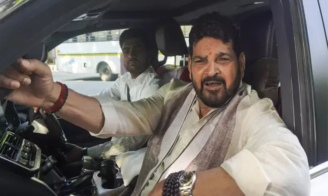 ಲೈಂಗಿಕ ಕಿರುಕುಳ ಆರೋಪಿ ಬ್ರಿಜ್‌ ಭೂಷಣ್‌ ನಿವಾಸದ ತನ್ನ ಹಳೆಯ ವಿಳಾಸಕ್ಕೇ ಮರಳಿದ ಡಬ್ಲ್ಯುಎಫ್‌ಐ ಕಚೇರಿ!