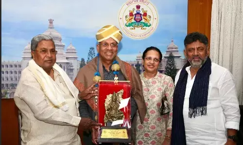 ಡಾ.ಬಾಬು ಕೀಲಾರಗೆ ‘ಕರ್ನಾಟಕ ಸುವರ್ಣ ಸಂಭ್ರಮ ಪ್ರಶಸ್ತಿ’ ಪ್ರದಾನ