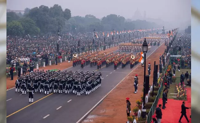 76ನೇ ಗಣರಾಜ್ಯೋತ್ಸವ ಮೆರವಣಿಗೆ ಕರ್ತವ್ಯಪಥದಲ್ಲಿ ದೇಶದ ಸಾಂಸ್ಕೃತಿಕ, ಮಿಲಿಟರಿ ಶಕ್ತಿಯ ಅನಾವರಣ