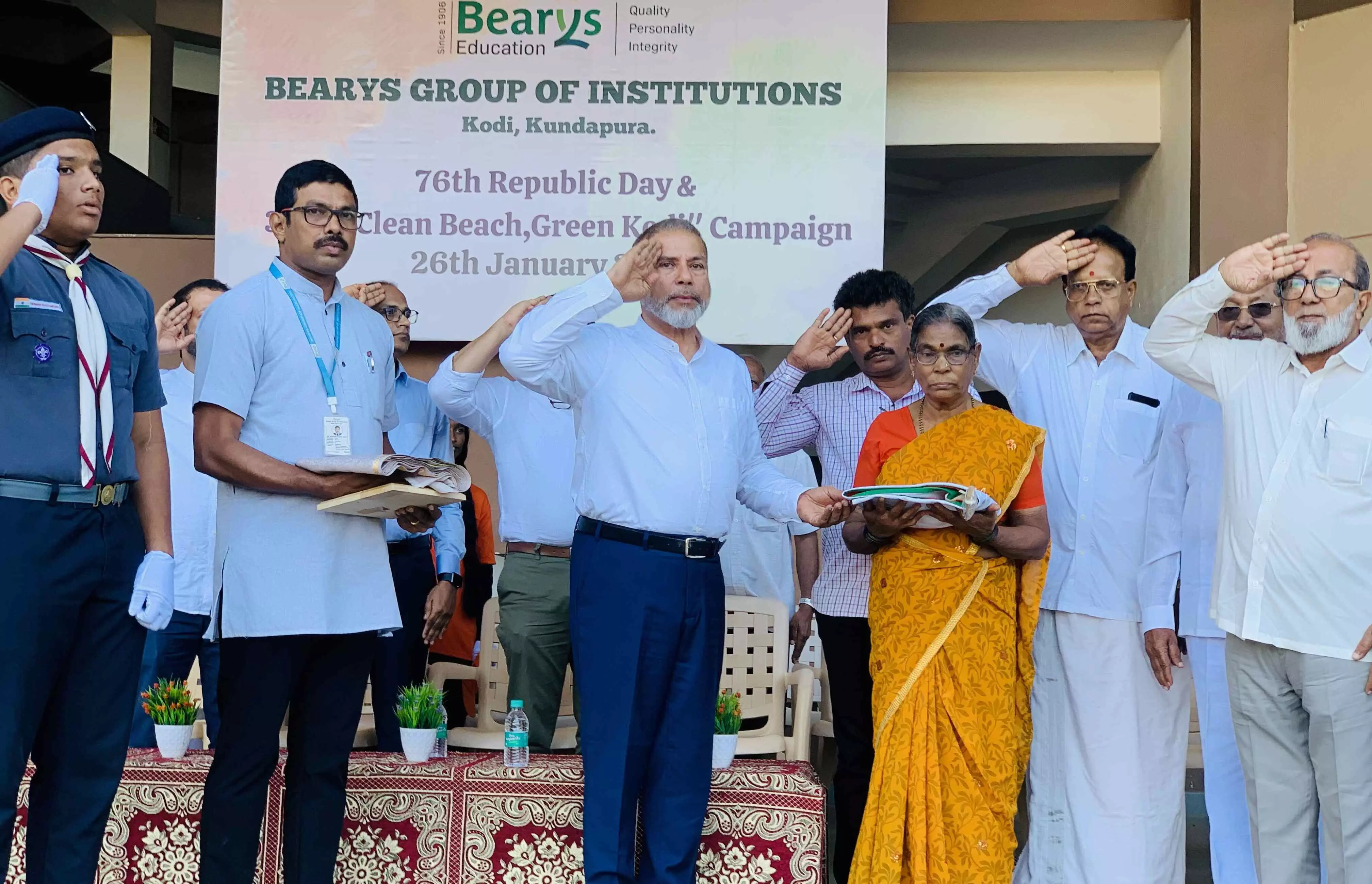 ಕೋಡಿ: ಬ್ಯಾರೀಸ್ ನಲ್ಲಿ 76ನೇ ಗಣರಾಜ್ಯೋತ್ಸವ ಆಚರಣೆ ಕೋಡಿ: ಬ್ಯಾರೀಸ್ ನಲ್ಲಿ 76ನೇ ಗಣರಾಜ್ಯೋತ್ಸವ ಆಚರಣೆ