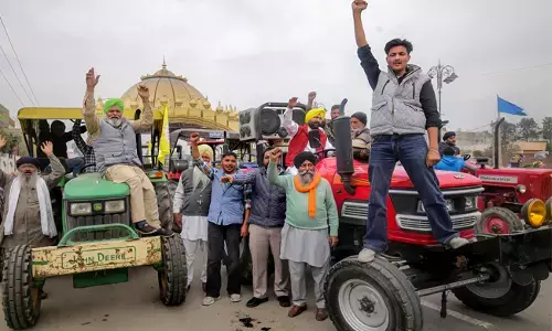 ಬಹುಕಾಲದ ಬೇಡಿಕೆಗಳನ್ನು ಈಡೇರಿಸುವಂತೆ ಆಗ್ರಹಿಸಿ ಪಂಜಾಬ್‌ನ ವಿವಿಧ ಭಾಗಗಳಲ್ಲಿ ರೈತರಿಂದ ಟ್ರ್ಯಾಕ್ಟರ್ ರ‍್ಯಾಲಿ