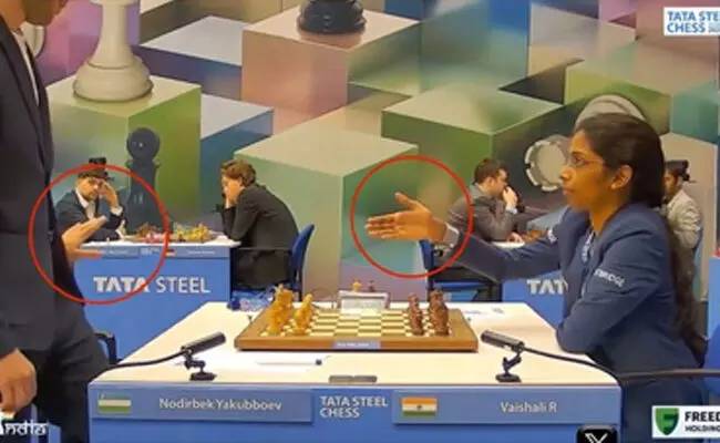 Nodirbek Yakubboev, R. Vaishali Nodirbek Yakubboev, R. Vaishali