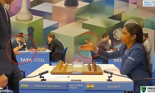 Nodirbek Yakubboev, R. Vaishali