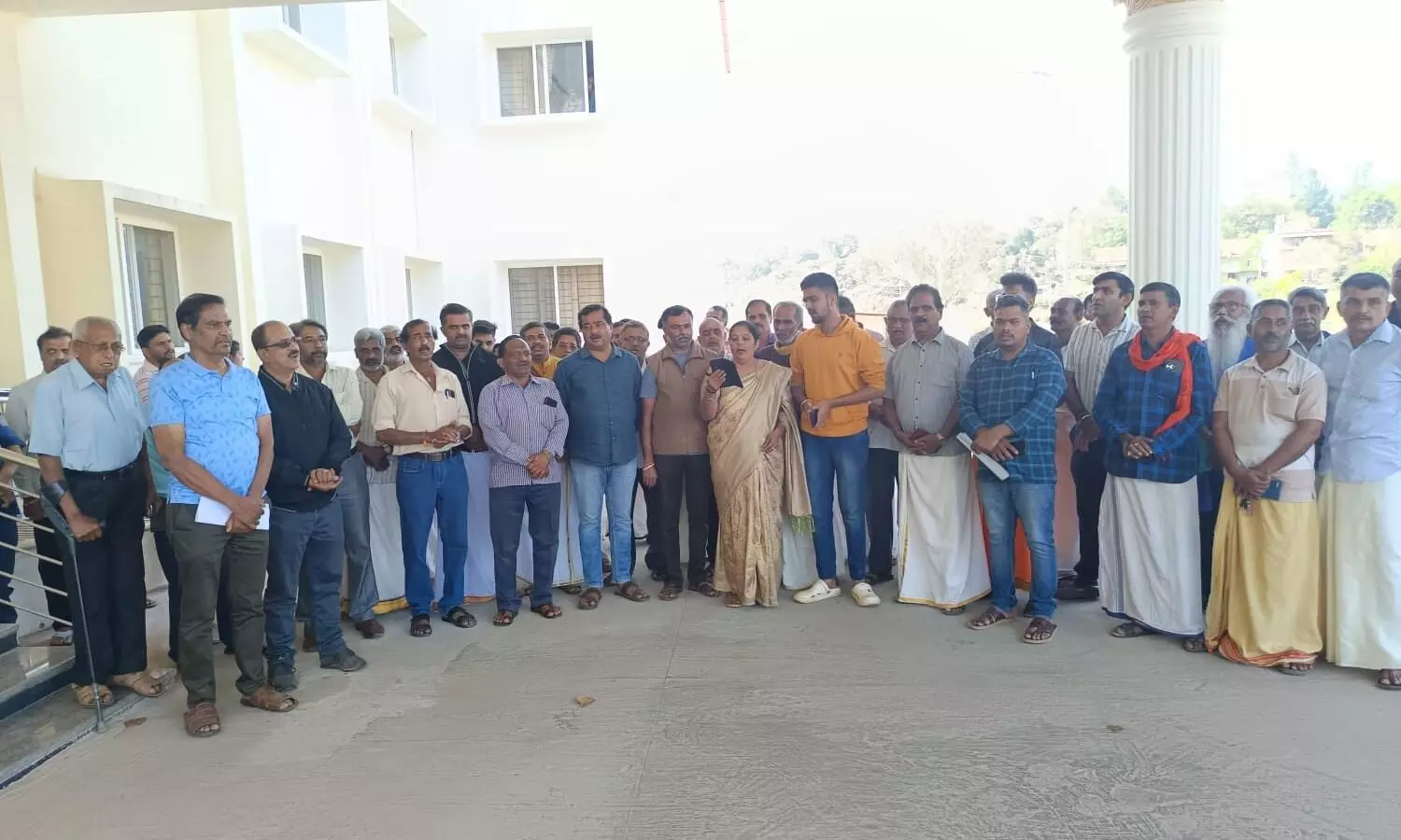 ಕಟ್ಟೆಮಾಡು ದೇವಾಲಯ ಅಚ೯ಕರ ಮೇಲೆ ಹಲ್ಲೆ ಪ್ರಕರಣ: ಆರೋಪಿಗಳ ಬಂಧನಕ್ಕೆ 2 ದಿನಗಳ ಗಡುವು ನೀಡಿದ ಬ್ರಾಹ್ಮಣ ಸಮಾಜ