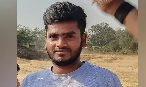 ಕೊಪ್ಪಳ | ಪಾಳು ಬಿದ್ದ ಕಾರ್ಖಾನೆ ಶುಚಿಗೊಳಿಸುವಾಗ ಕಾರ್ಮಿಕ ಮೃತ್ಯು; ಹತ್ತಕ್ಕೂ ಹೆಚ್ಚು ಮಂದಿ ಅಸ್ವಸ್ಥ