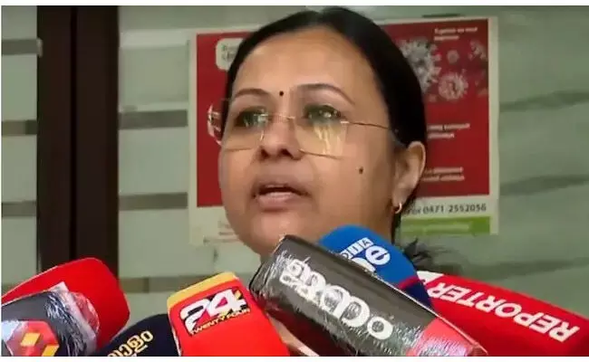 ಕೇರಳ | ಹಾನಿಕಾರಕ ಪಾದರಸದ ಅಂಶ ಪತ್ತೆ ; 7 ಲಕ್ಷ ರೂ. ಮೌಲ್ಯದ ಸೌಂದರ್ಯವರ್ಧಕ ವಶ ಕೇರಳ | ಹಾನಿಕಾರಕ ಪಾದರಸದ ಅಂಶ ಪತ್ತೆ ; 7 ಲಕ್ಷ ರೂ. ಮೌಲ್ಯದ ಸೌಂದರ್ಯವರ್ಧಕ ವಶ