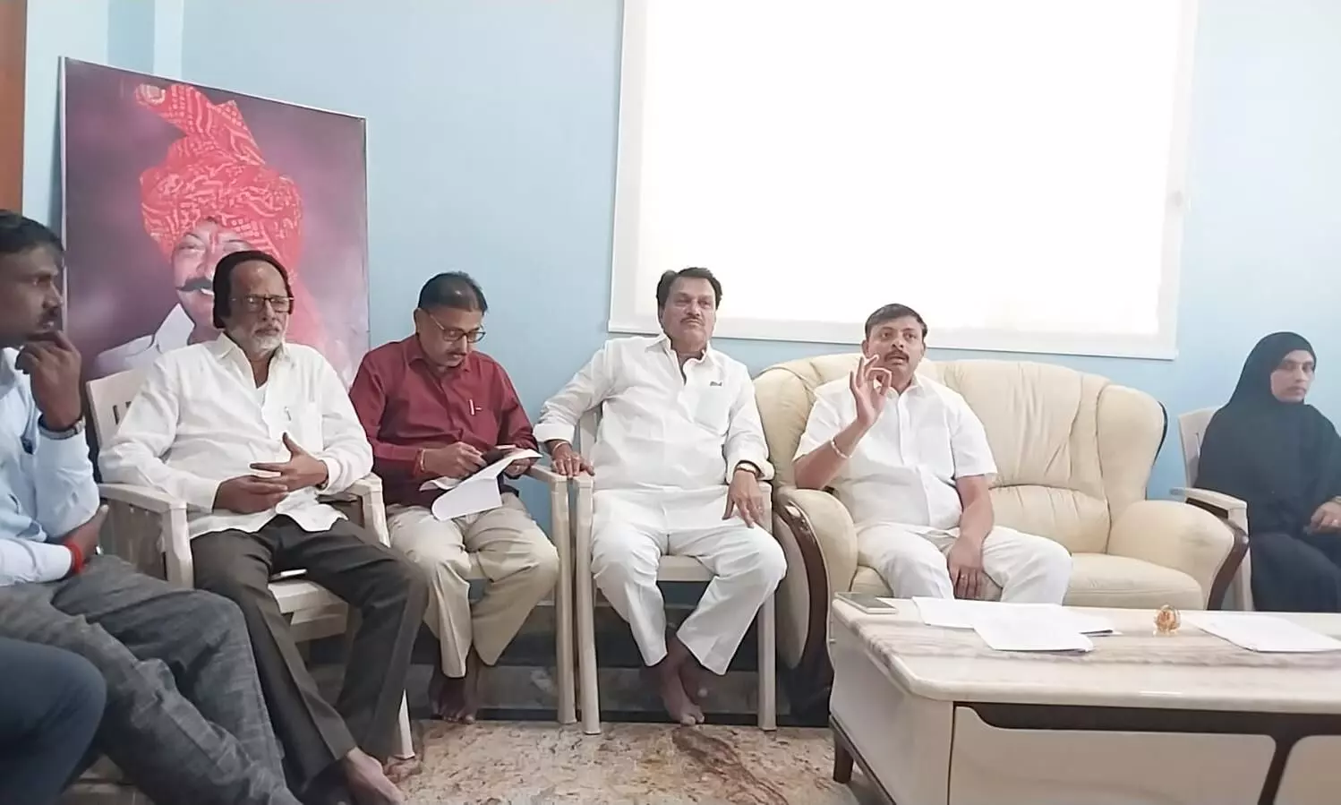 ಯಾದಗಿರಿ | ನಗರಸಭೆ ಸಾಮಾನ್ಯ ಸಭೆಯಲ್ಲಿನ ನಿರ್ಣಯಕ್ಕೆ ಮಾಜಿ ಸಚಿವರು ಗೌರವ ನೀಡಲಿ : ಶಾಸಕ ವೇಣುಗೋಪಾಲ ನಾಯಕ ಯಾದಗಿರಿ | ನಗರಸಭೆ ಸಾಮಾನ್ಯ ಸಭೆಯಲ್ಲಿನ ನಿರ್ಣಯಕ್ಕೆ ಮಾಜಿ ಸಚಿವರು ಗೌರವ ನೀಡಲಿ : ಶಾಸಕ ವೇಣುಗೋಪಾಲ ನಾಯಕ