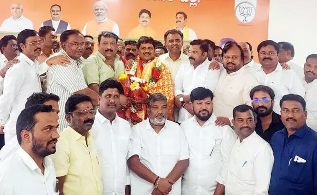 ಬೀದರ್ | ಬಿಜೆಪಿ ಜಿಲ್ಲಾಧ್ಯಕ್ಷರಾಗಿ ಸೋಮನಾಥ್ ಪಾಟೀಲ್ ಅವಿರೋಧ ಆಯ್ಕೆ ಬೀದರ್ | ಬಿಜೆಪಿ ಜಿಲ್ಲಾಧ್ಯಕ್ಷರಾಗಿ ಸೋಮನಾಥ್ ಪಾಟೀಲ್ ಅವಿರೋಧ ಆಯ್ಕೆ