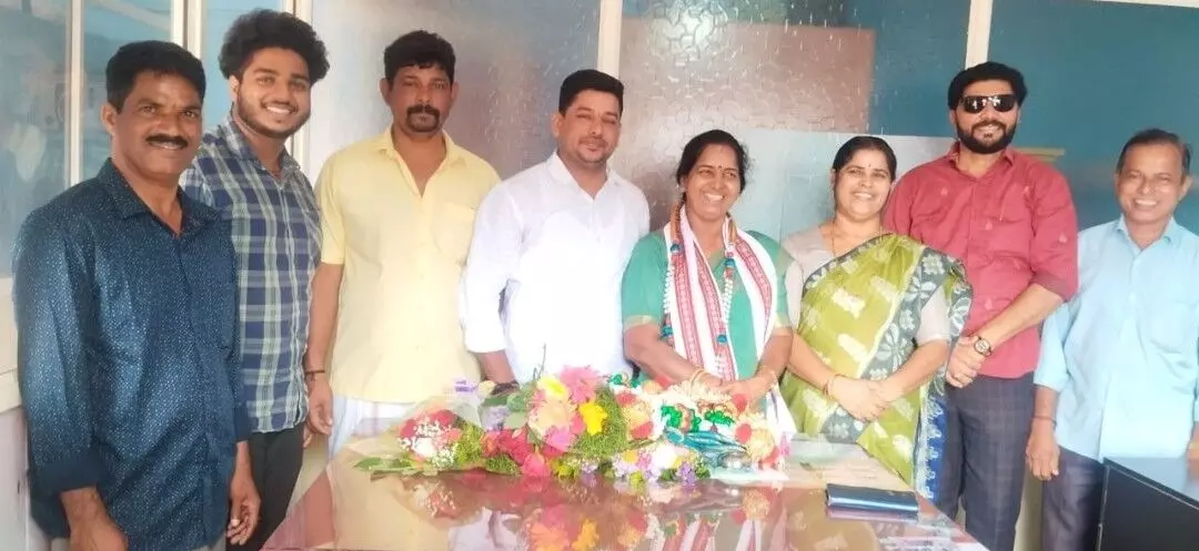 ಕುರ್ನಾಡು ಗ್ರಾಮ ಪಂಚಾಯತ್: ಅಧ್ಯಕ್ಷರಾಗಿ ಪ್ರೇಮಾ ಗಟ್ಟಿ ಅವಿರೋಧ ಆಯ್ಕೆ ಕುರ್ನಾಡು ಗ್ರಾಮ ಪಂಚಾಯತ್: ಅಧ್ಯಕ್ಷರಾಗಿ ಪ್ರೇಮಾ ಗಟ್ಟಿ ಅವಿರೋಧ ಆಯ್ಕೆ