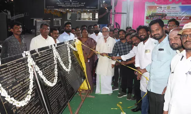 ಯಾದಗಿರಿ | ಕಾಮಗಾರಿ ನಿಗದಿತ ಅವಧಿಯೊಳಗೆ ಮುಗಿಸಿ : ಶಾಸಕ ಚೆನ್ನಾರಡ್ಡಿ ಪಾಟೀಲ್ ಸೂಚನೆ