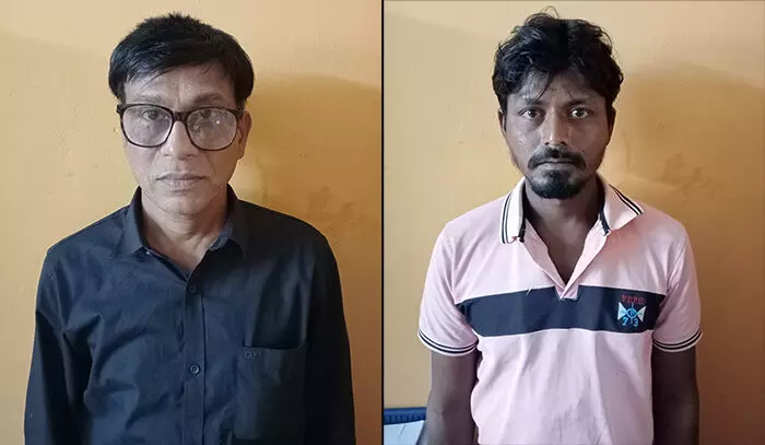 ಕುಂದಾಪುರ| ಅಕ್ರಮವಾಗಿ ಕೆಂಪುಕಲ್ಲು ಬಂಡೆಗಳ ಸ್ಫೋಟ: ಇಬ್ಬರು ಆರೋಪಿಗಳ ಬಂಧನ ಕುಂದಾಪುರ| ಅಕ್ರಮವಾಗಿ ಕೆಂಪುಕಲ್ಲು ಬಂಡೆಗಳ ಸ್ಫೋಟ: ಇಬ್ಬರು ಆರೋಪಿಗಳ ಬಂಧನ