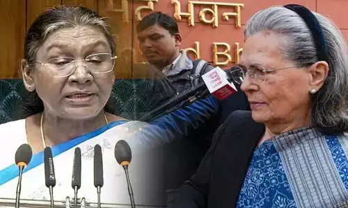 ರಾಷ್ಟ್ರಪತಿ ದ್ರೌಪದಿ ಮುರ್ಮು ಕುರಿತ ಹೇಳಿಕೆ : ಸೋನಿಯಾ ಗಾಂಧಿ ವಿರುದ್ಧ ನ್ಯಾಯಾಲಯಕ್ಕೆ ದೂರು